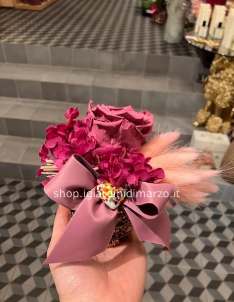 rosa stabilizzata in strass