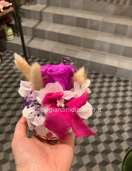 rosa stabilizzata in portacandela